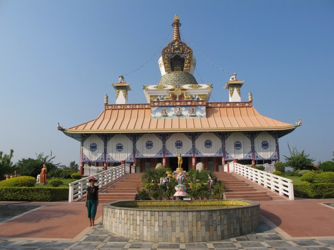 Lumbini'deki Alman budist tapınağı