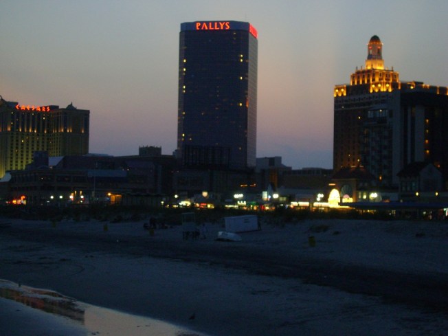 Casinolar-en meşhurları Taj mahal ve Ceasers