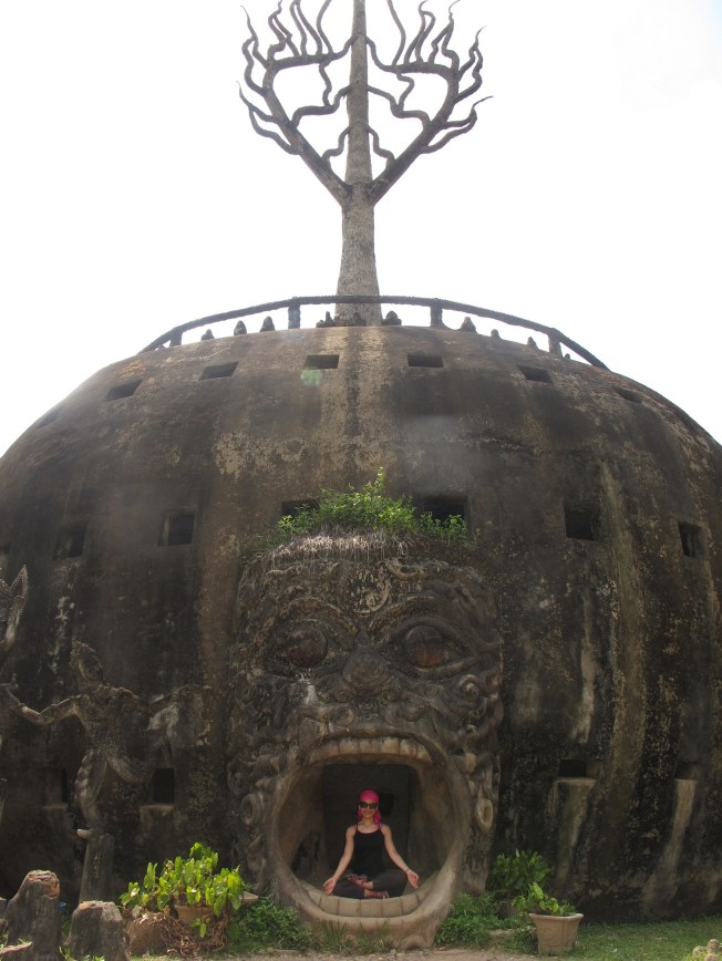 Buddha Park'ta Cehennem Kapısı