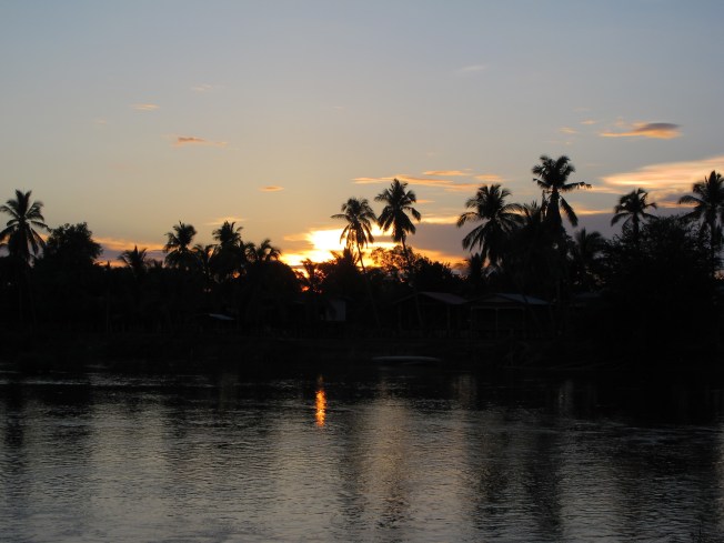 4 Bin Adalar'da Günbatımı