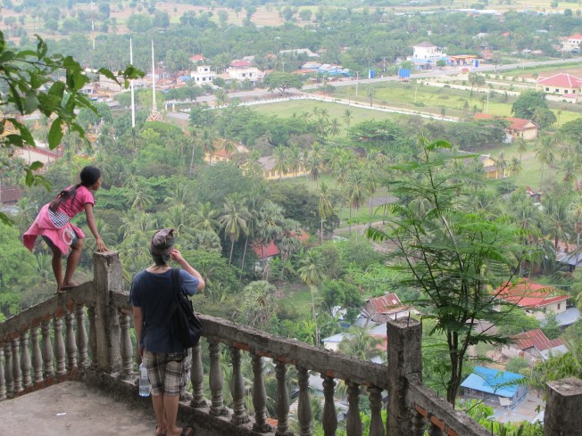 Küçük rehberimizle Battambang'ı kuşbakışı izlerken