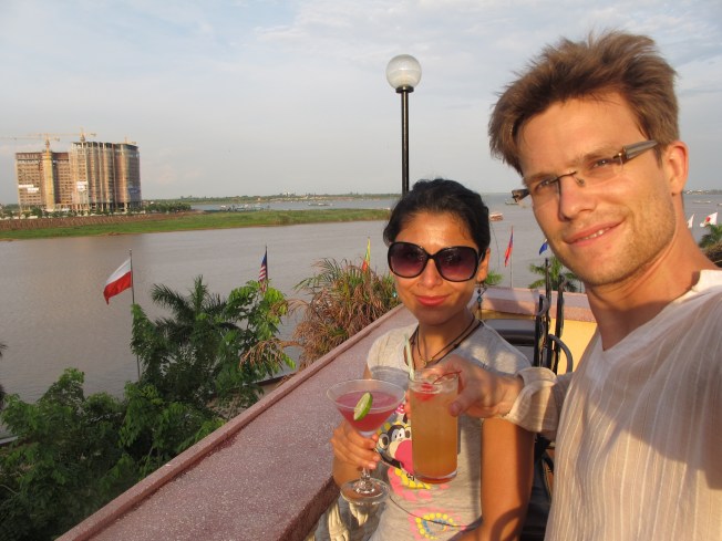 FCC (Foreign Correspondents Club) terasında kokteyl keyfi