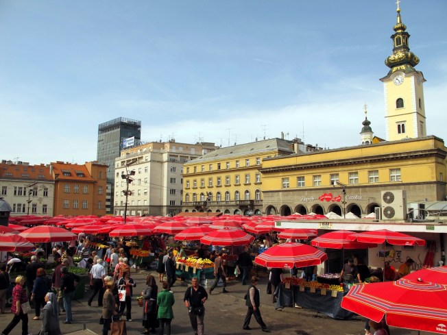 Dolac Pazarı meydanı
