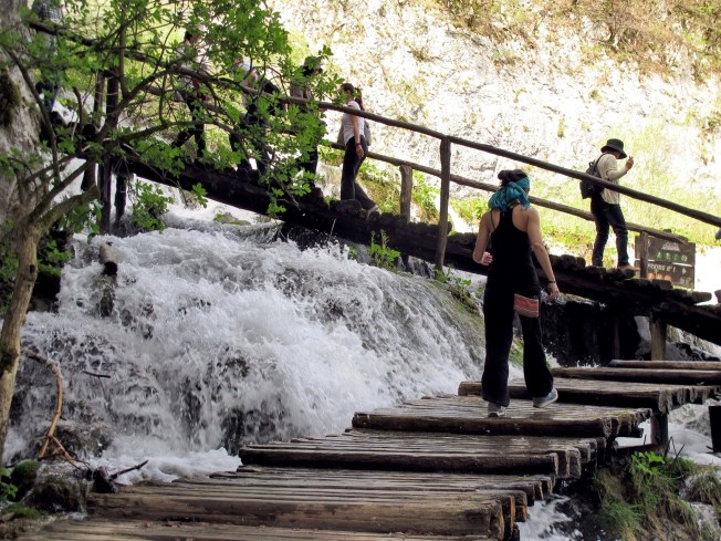 Ve yürüyüş yollarında zaman zaman trafik sıkışıklıkları...
