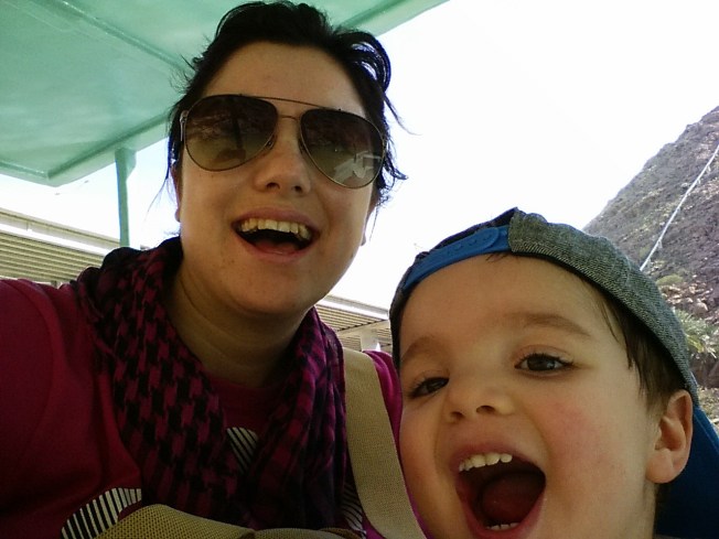 Teknemside asıl Wadi'ye doğru yol alırken