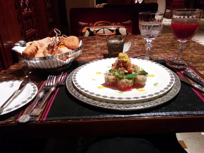 Al Angham Restoran'da kendimle akşam yemeği