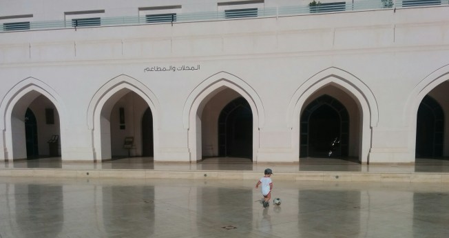 Thomas Müller Jr. Muscat Opera House'da antremanda :-)