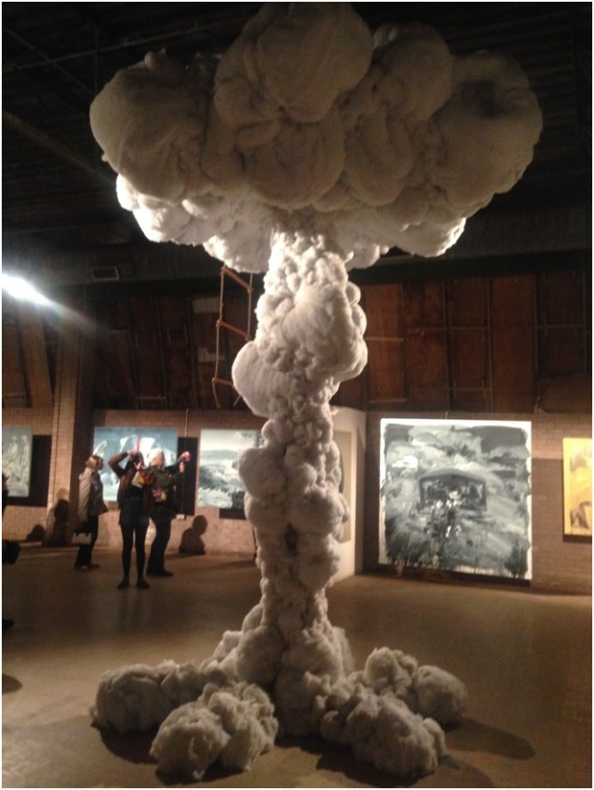 Dietrich Wegner’in aynı zamanda ağaç ev de olan, atom bombasının mantar bulutundan eseri