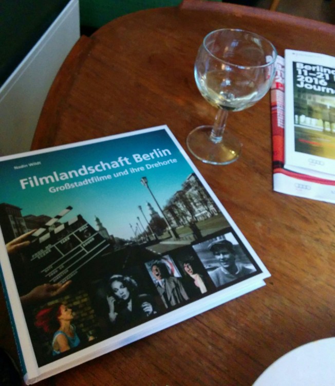 berlin sinema kulisi kitabi