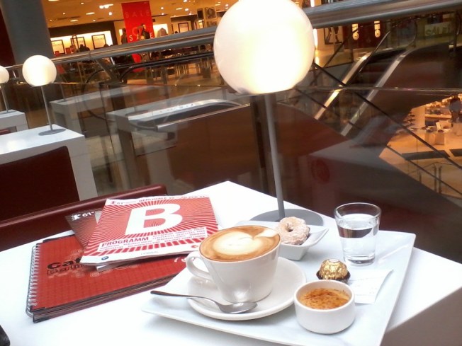 Bir Berlinale sabahı Cafe´ e Gelato da *2