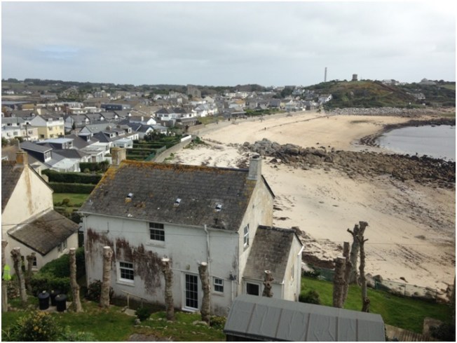 Adanın merkezi - Hugh Town